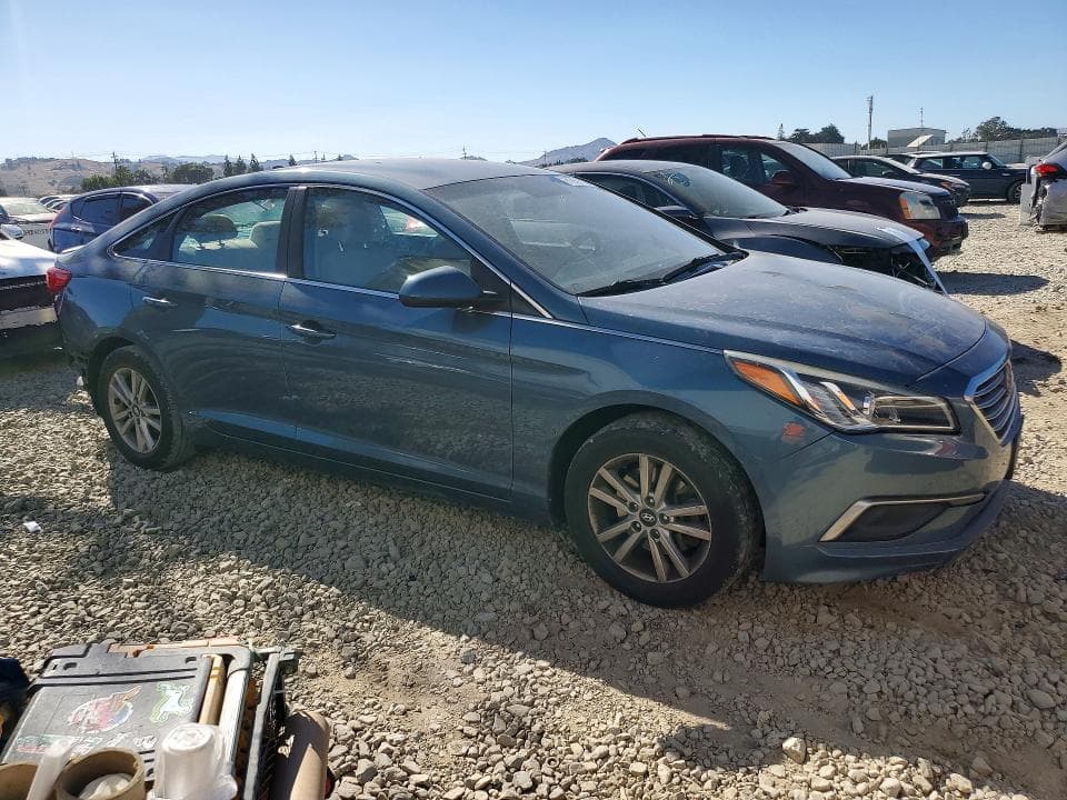 2017 HYUNDAI SONATA SE 4