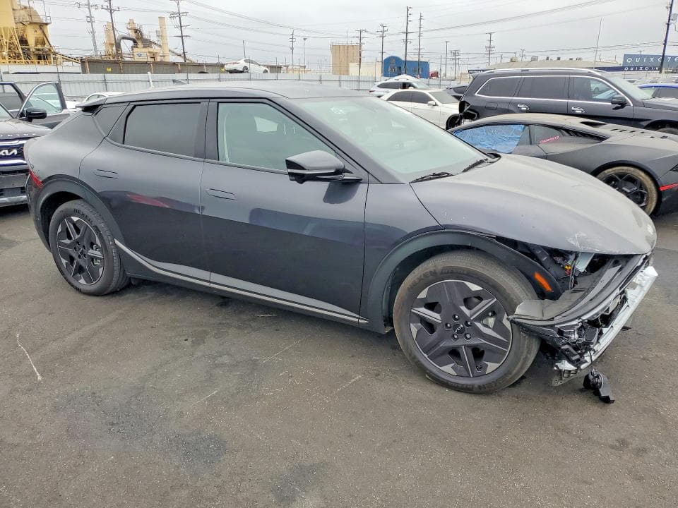 2025 KIA EV6 LIGHT LONG RANGE 4