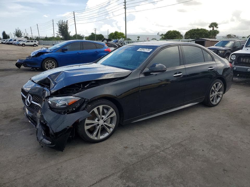 2024 MERCEDES-BENZ C 300 - 1
