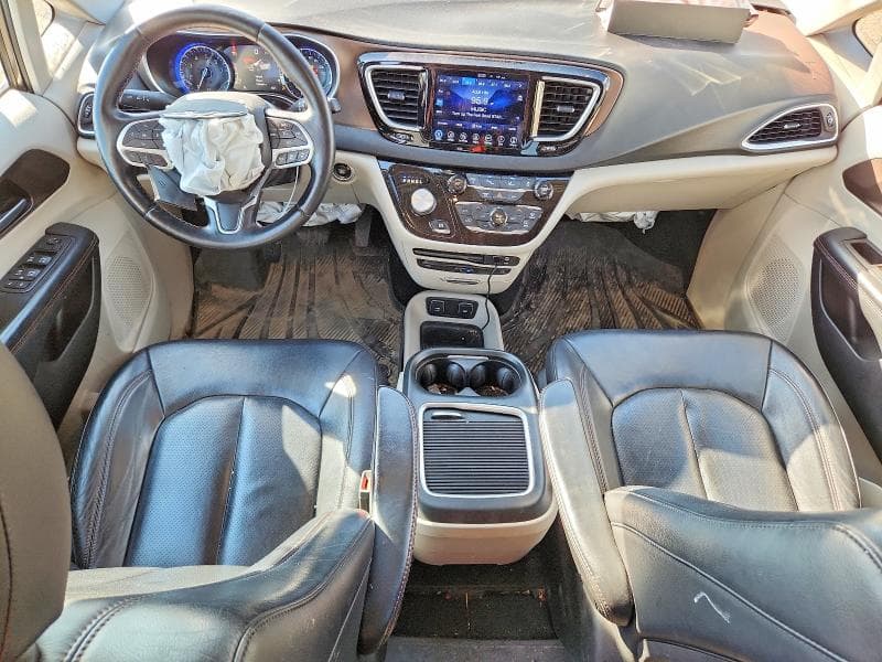 2017 CHRYSLER PACIFICA TOURING L PLUS 8