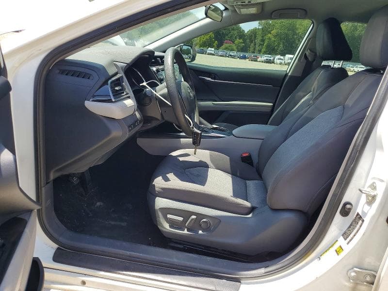 2020 TOYOTA CAMRY LE 7
