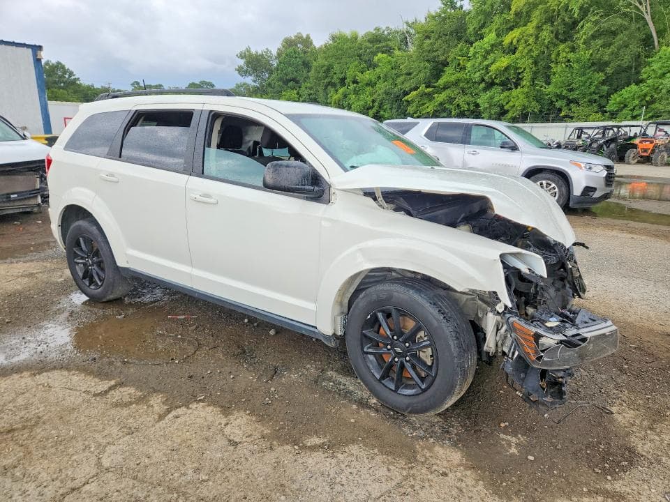 2020 DODGE JOURNEY SE 4