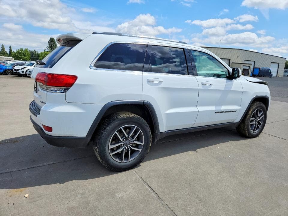 2019 JEEP GRAND CHEROKEE LAREDO 3
