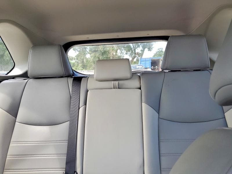 2020 TOYOTA RAV4 XLE PREMIUM 10