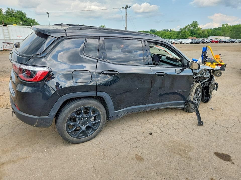 2022 JEEP COMPASS LATITUDE 3
