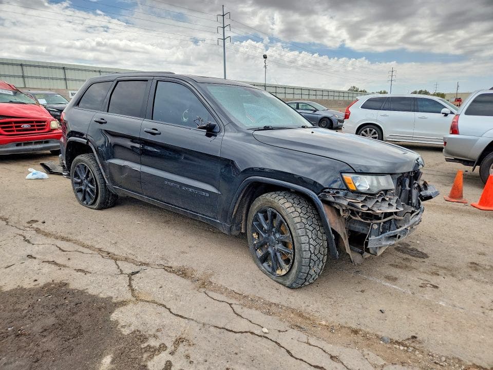 2017 JEEP GRAND CHEROKEE LAREDO 4