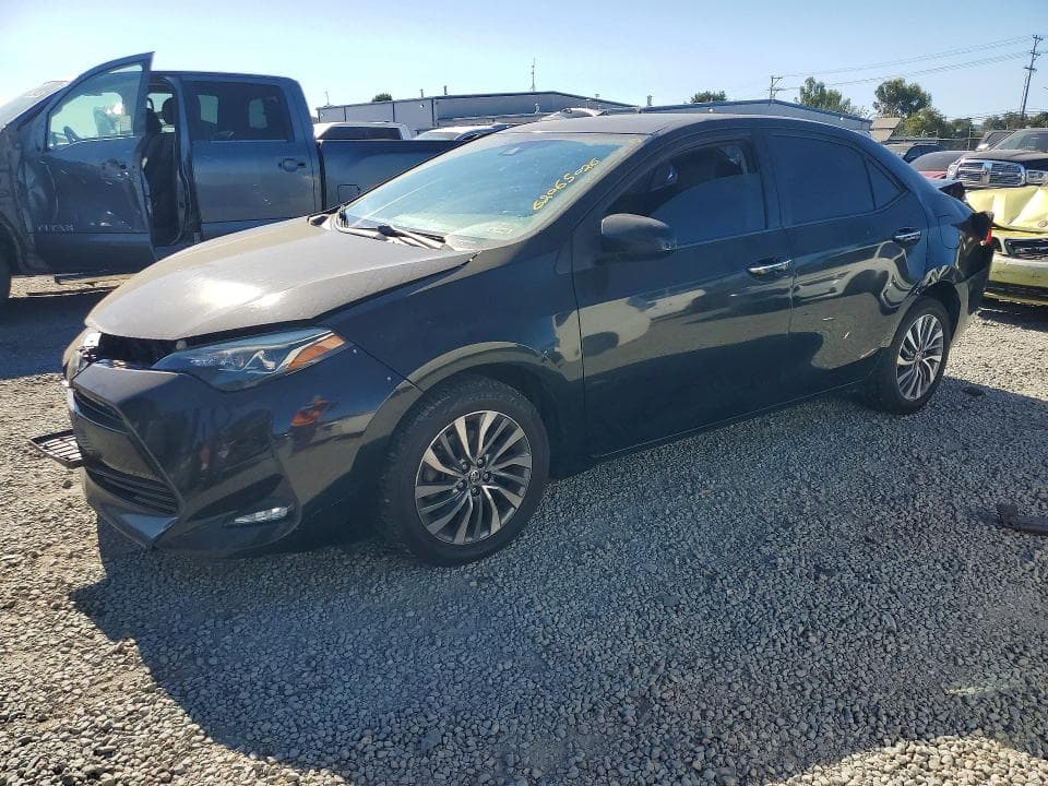 2017 TOYOTA COROLLA XLE - 1