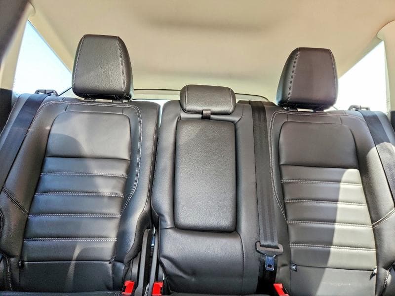 2018 FORD ESCAPE SEL 10