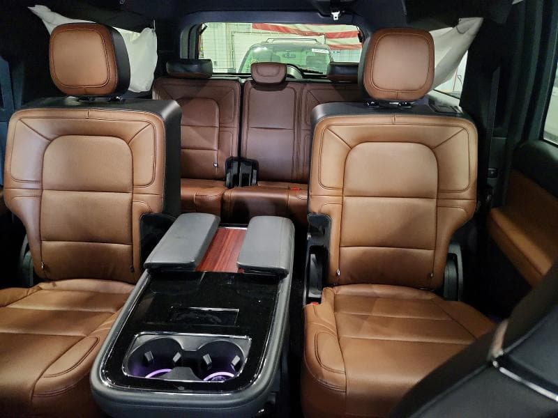 2023 LINCOLN NAVIGATOR L RESERVE 10