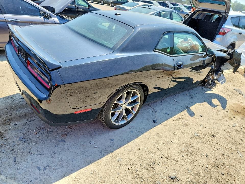 2022 DODGE CHALLENGER GT 3