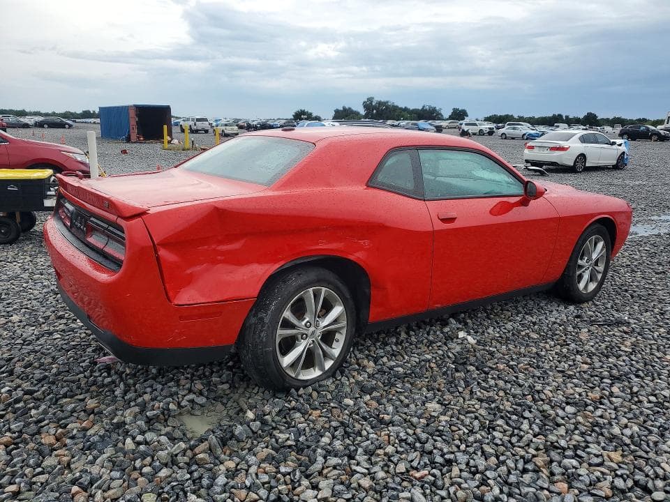 2022 DODGE CHALLENGER SXT 3