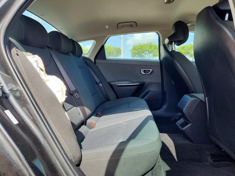 2025 KIA K4 LX 10