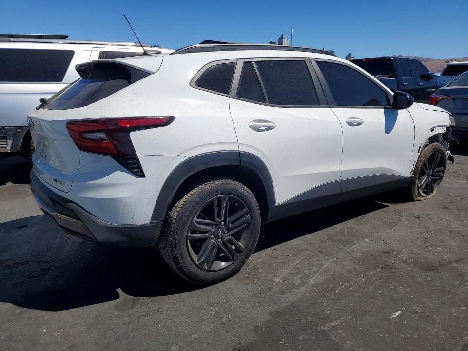 2024 CHEVROLET TRAX ACTIV 3