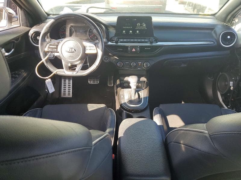 2021 KIA FORTE GT LINE 8