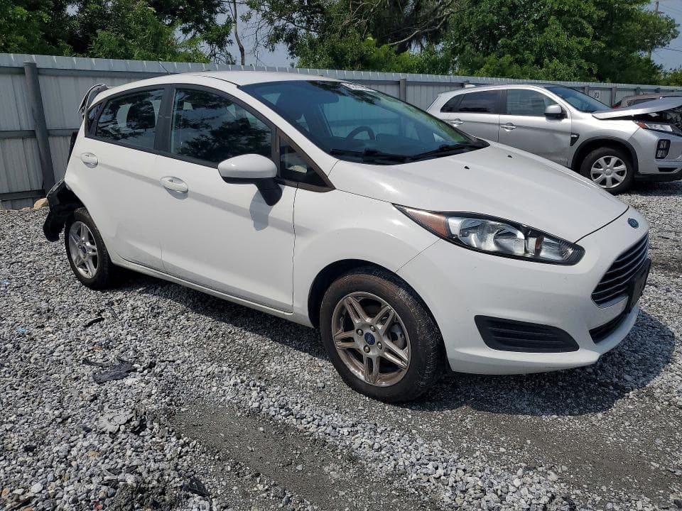 2019 FORD FIESTA SE 4