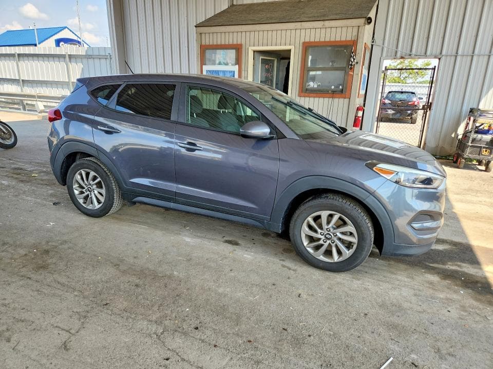 2018 HYUNDAI TUCSON SE 4