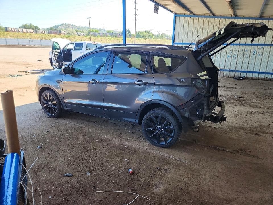 2017 FORD ESCAPE TITANIUM 2