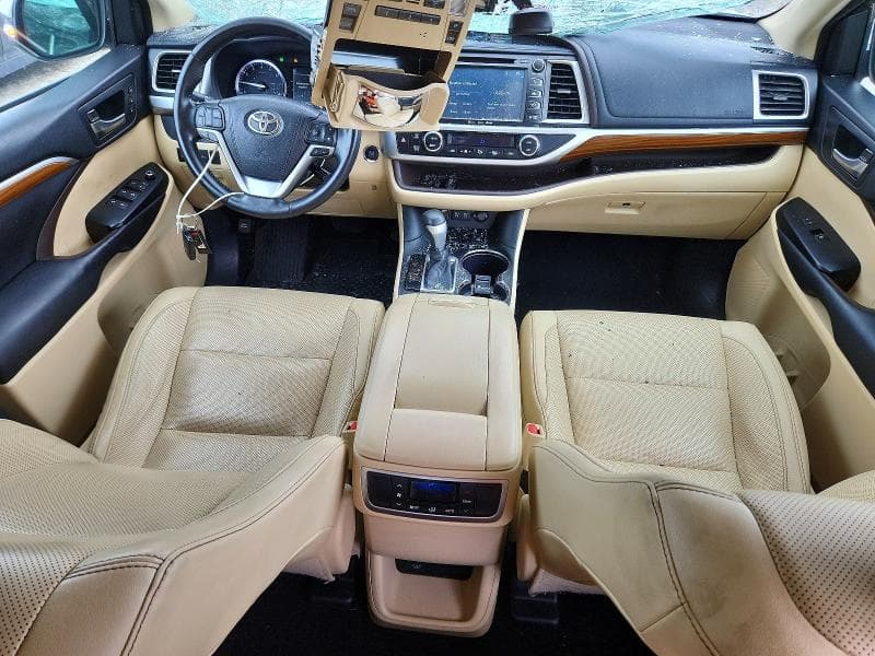 2017 TOYOTA HIGHLANDER LIMITED 8