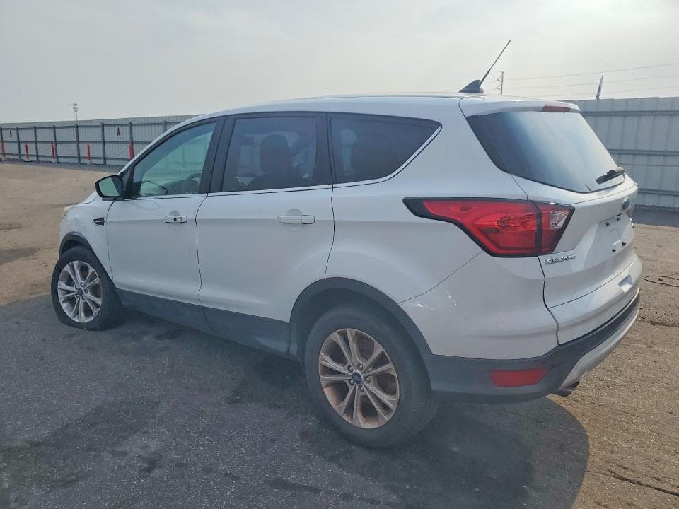 2019 FORD ESCAPE SE 2