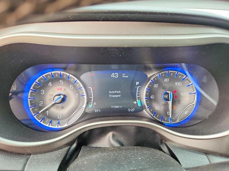 2022 CHRYSLER PACIFICA TOURING L 9