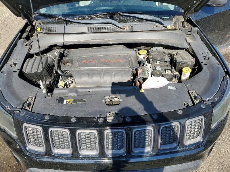 2017 JEEP COMPASS TRAILHAWK 11
