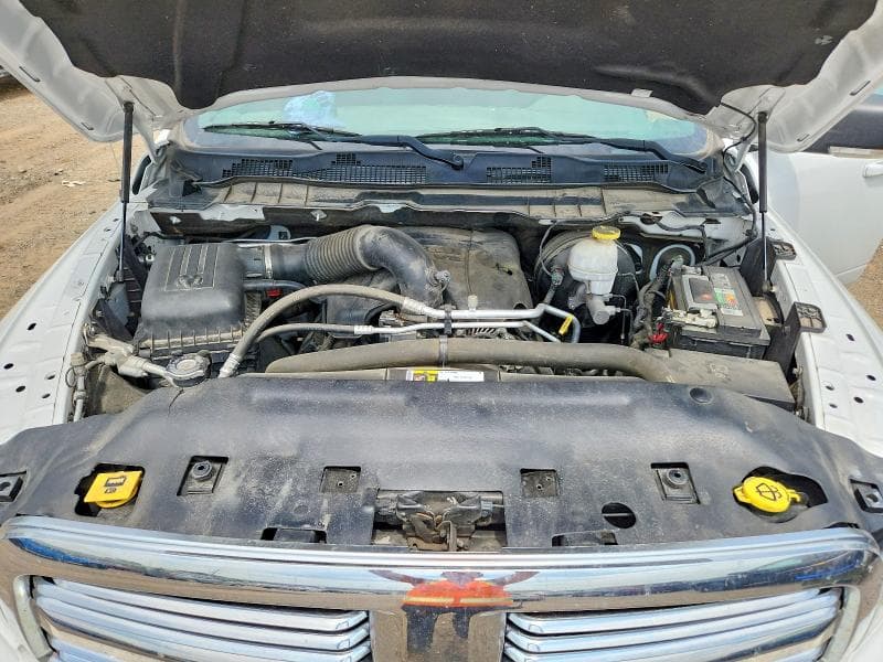 2019 RAM 1500 CLASSIC SLT 11