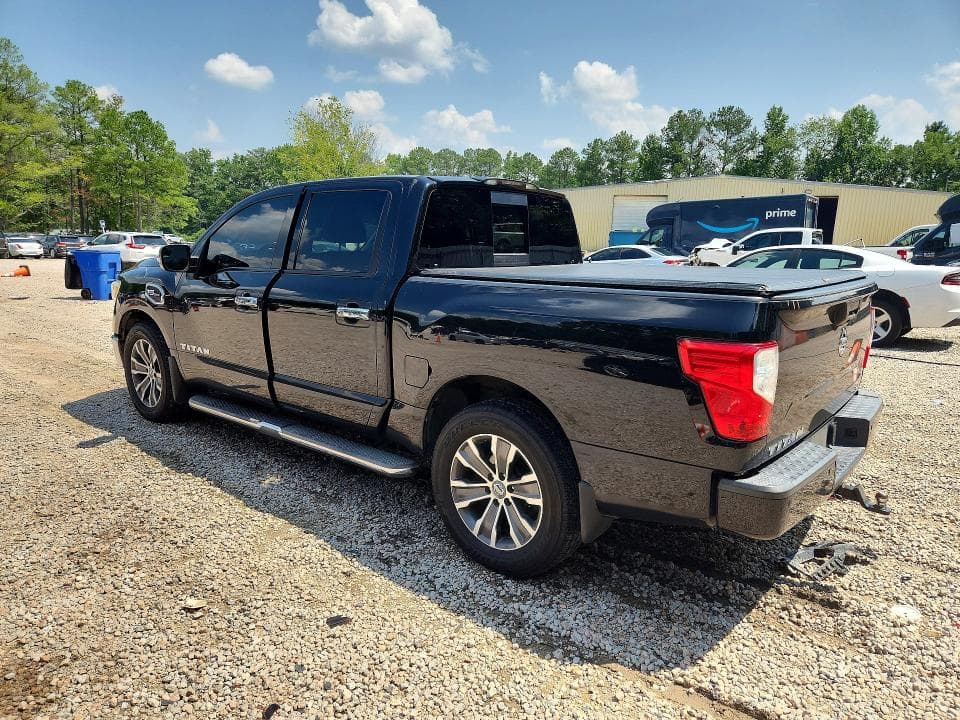2017 NISSAN TITAN SL 2