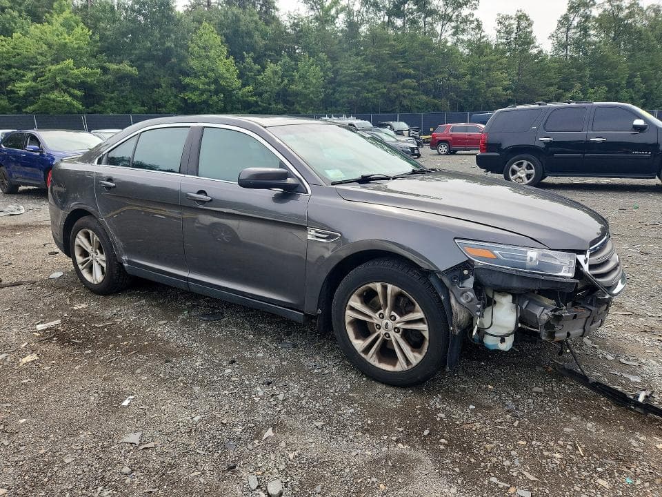 2018 FORD TAURUS SEL 4