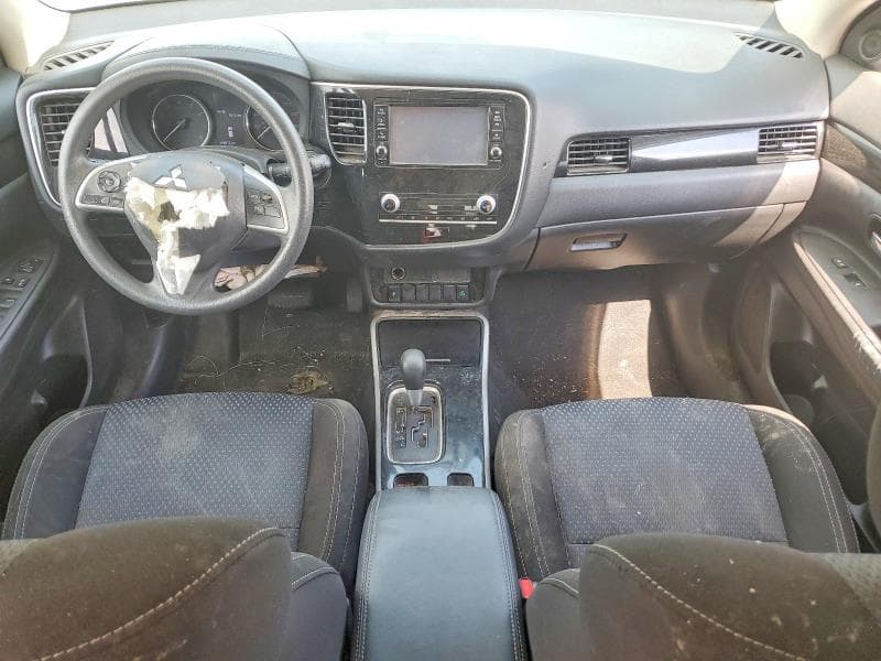 2020 MITSUBISHI OUTLANDER ES 8