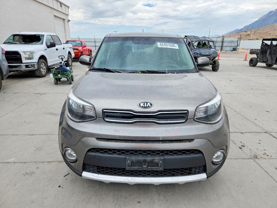 2018 KIA SOUL + 5