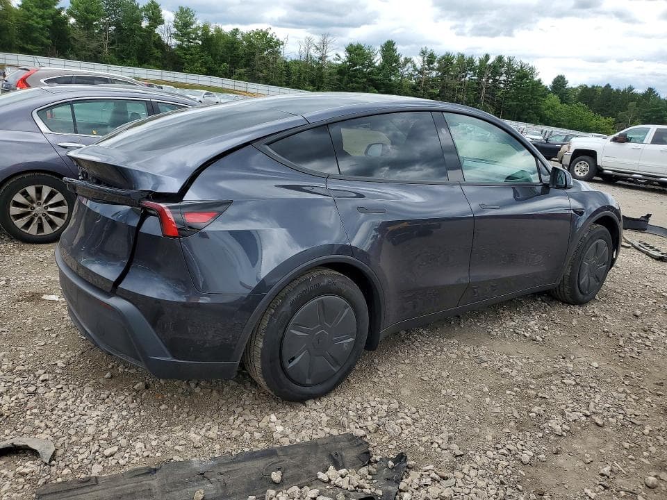 2026 TESLA MODEL Y 3