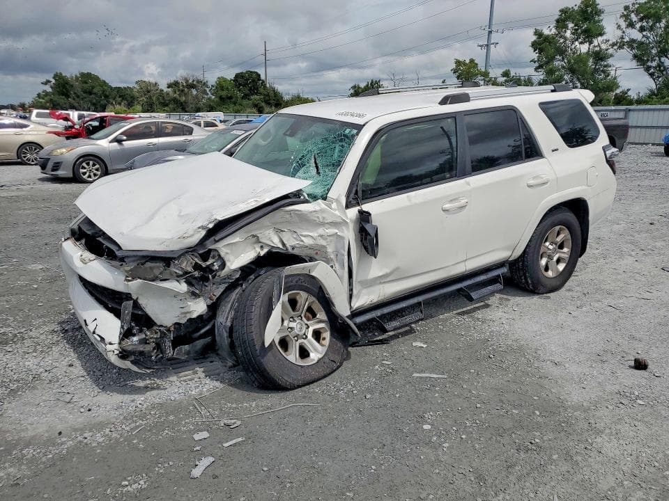 2020 TOYOTA 4RUNNER SR5 - 1