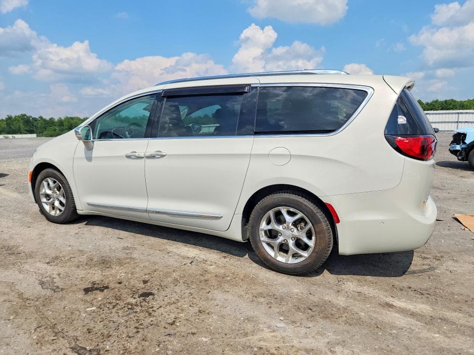 2017 CHRYSLER PACIFICA LIMITED 2