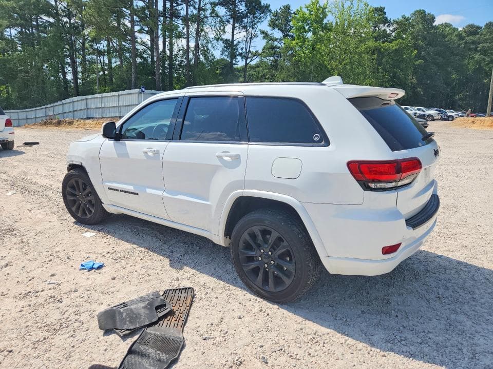 2018 JEEP GRAND CHEROKEE LAREDO 2