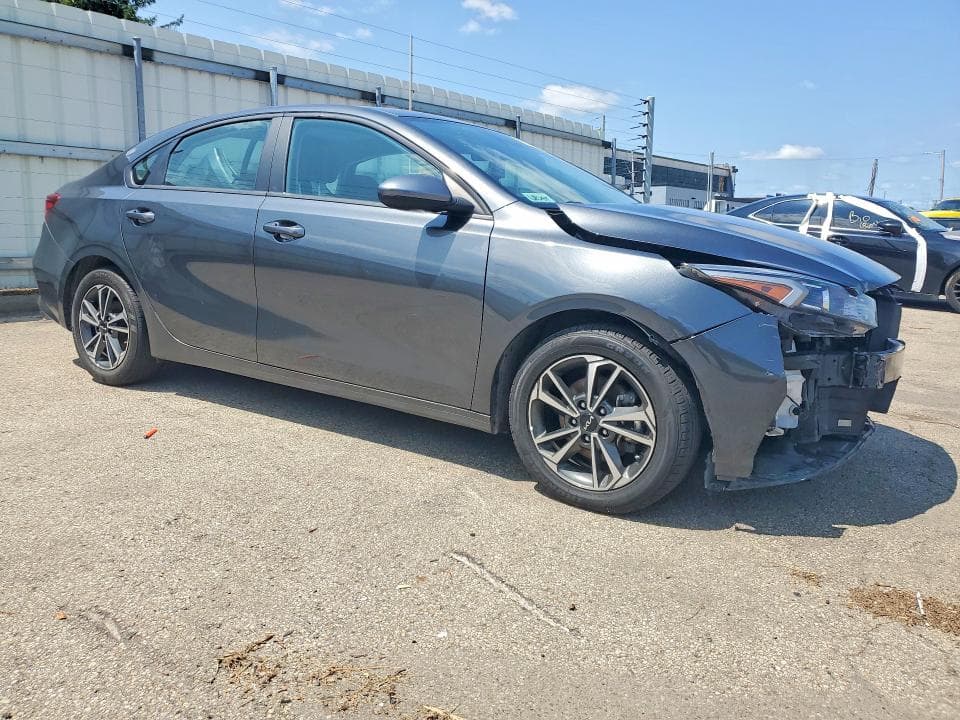 2024 KIA FORTE LXS 4