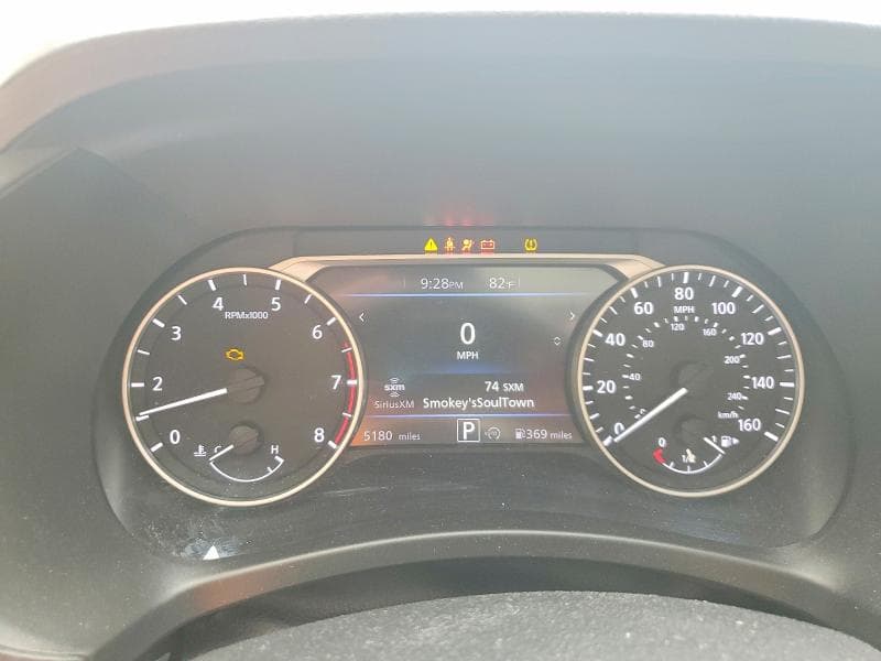 2025 NISSAN SENTRA SV 9
