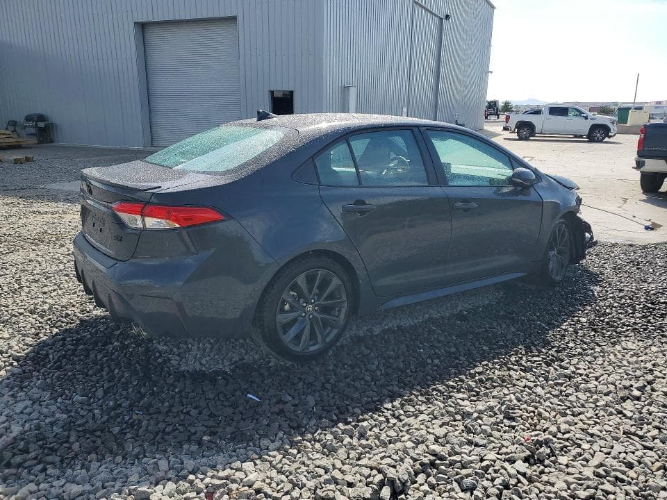 2026 TOYOTA COROLLA SE 3