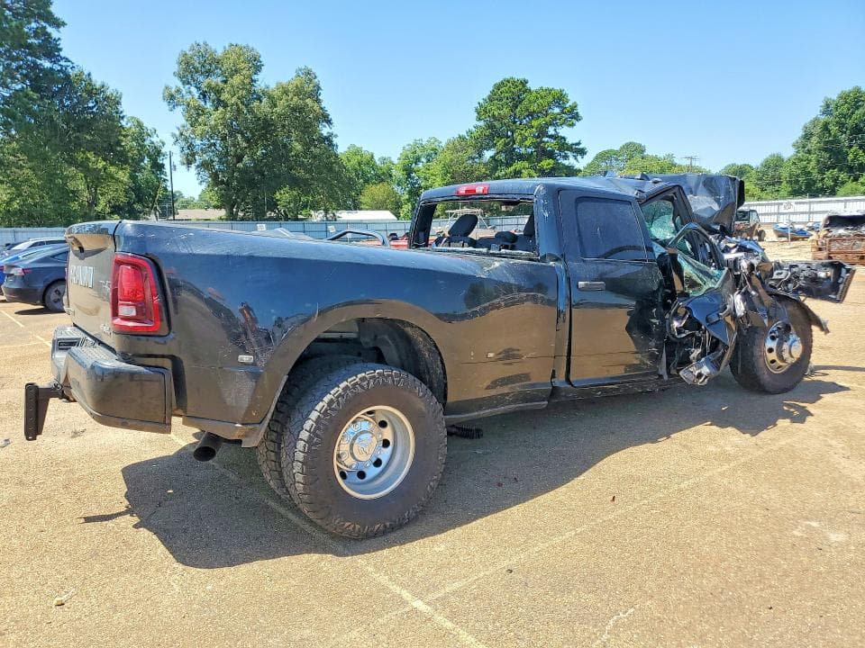 2025 RAM 3500 BIG HORN 3