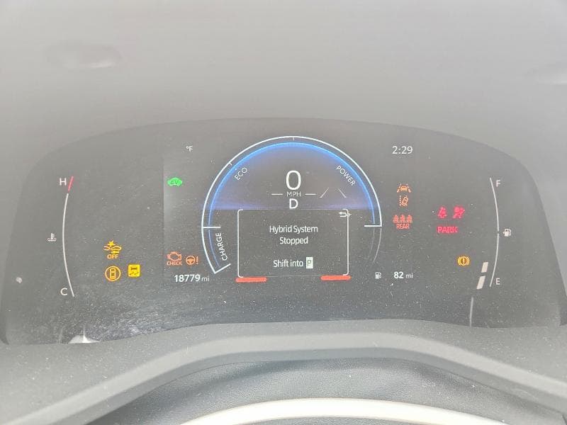 2025 TOYOTA CAMRY SE 9