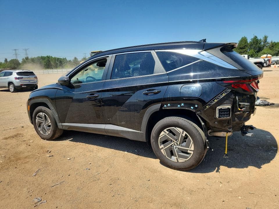 2025 HYUNDAI TUCSON BLUE 2