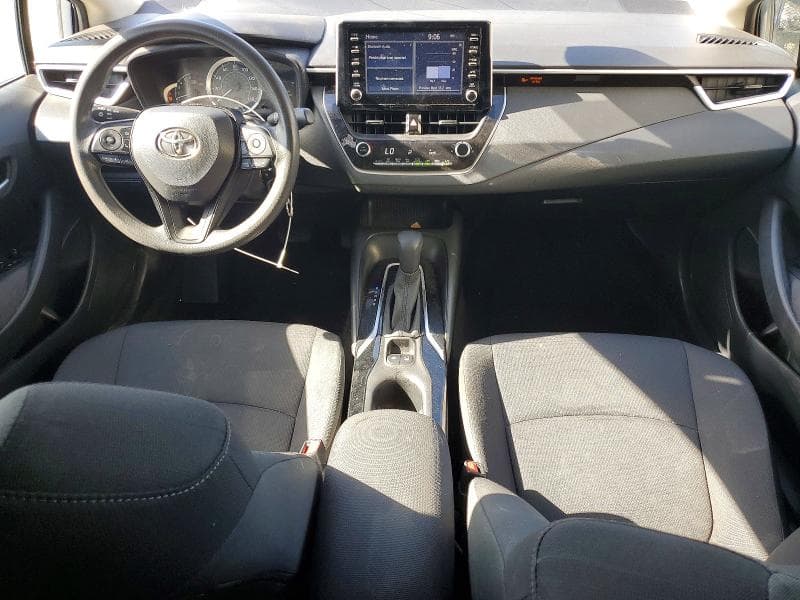 2020 TOYOTA COROLLA LE 8