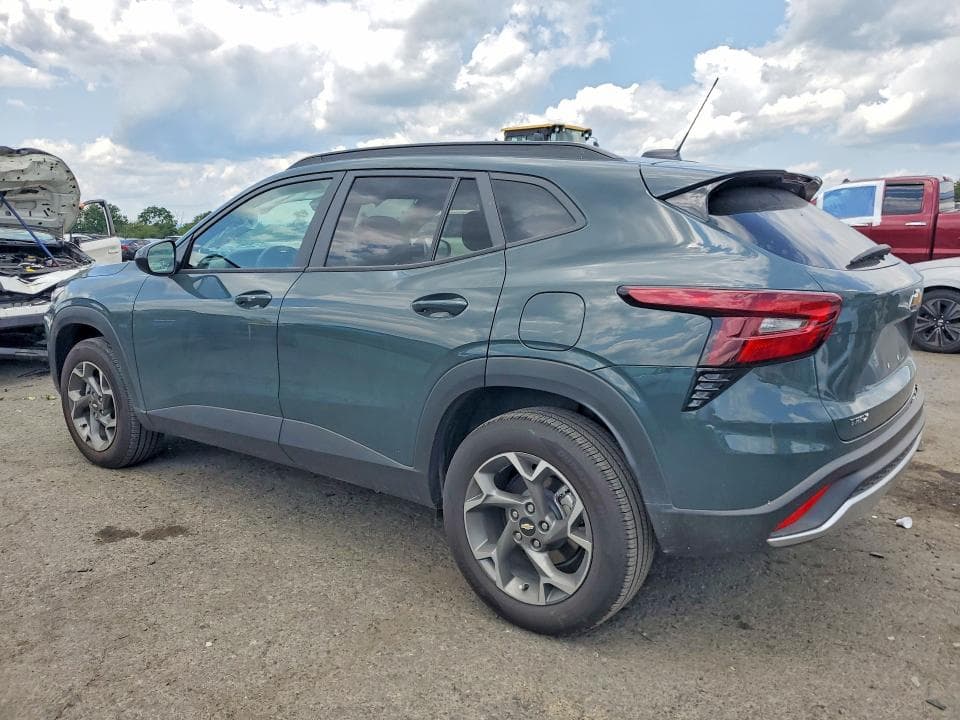 2025 CHEVROLET TRAX 1LT 2