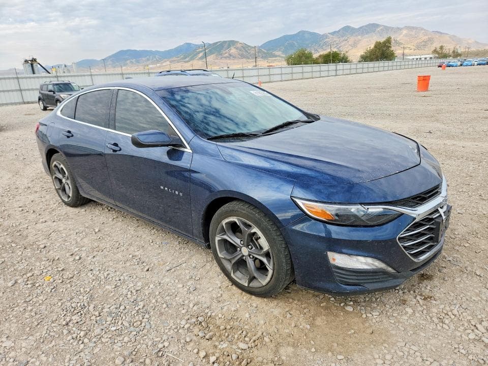 2022 CHEVROLET MALIBU LT 4