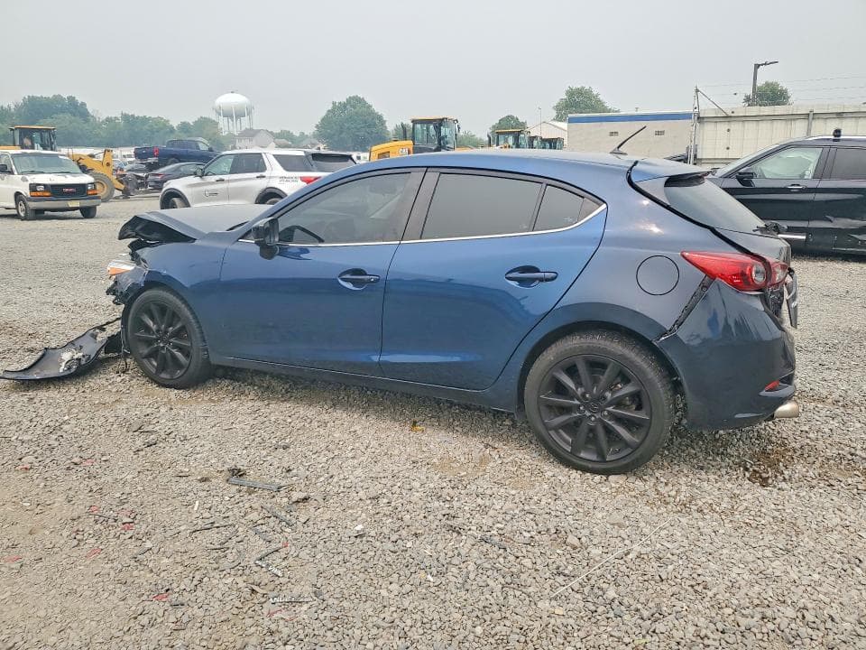 2017 MAZDA 3 2
