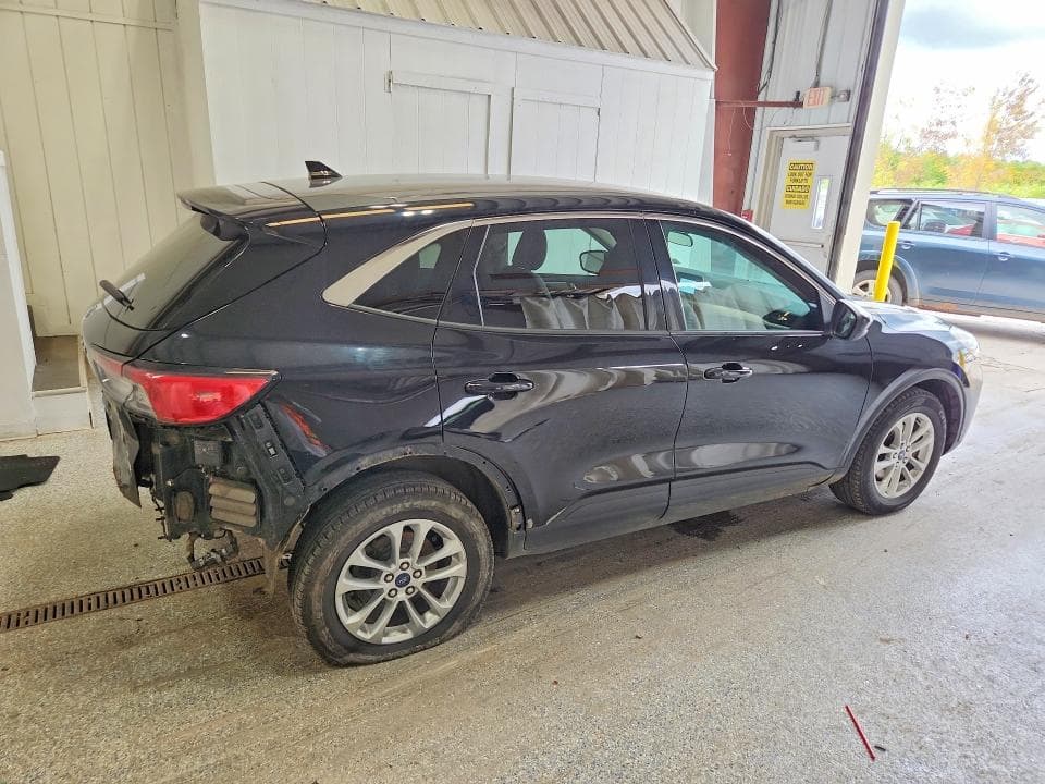 2020 FORD ESCAPE SE 3