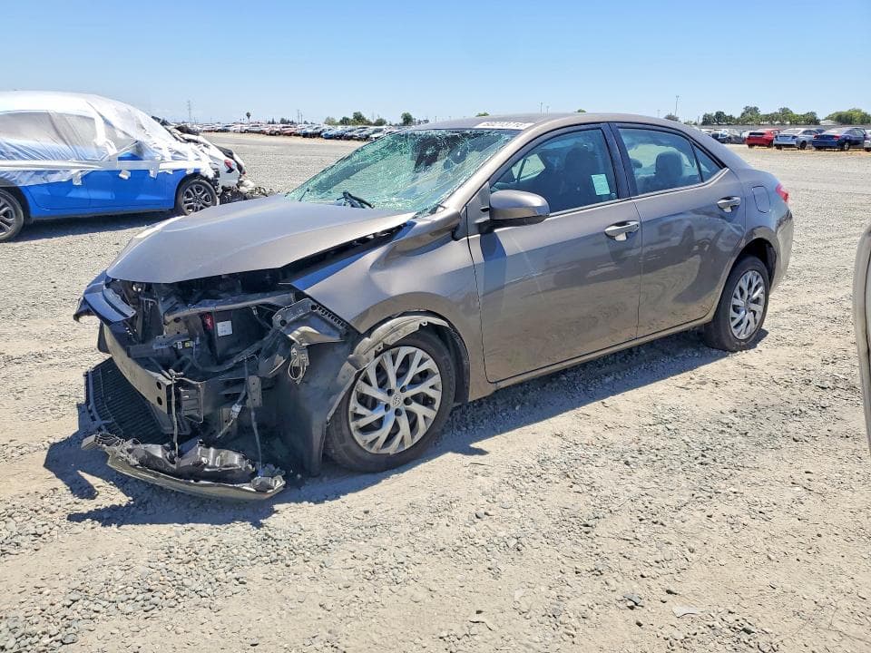 2017 TOYOTA COROLLA LE - 1