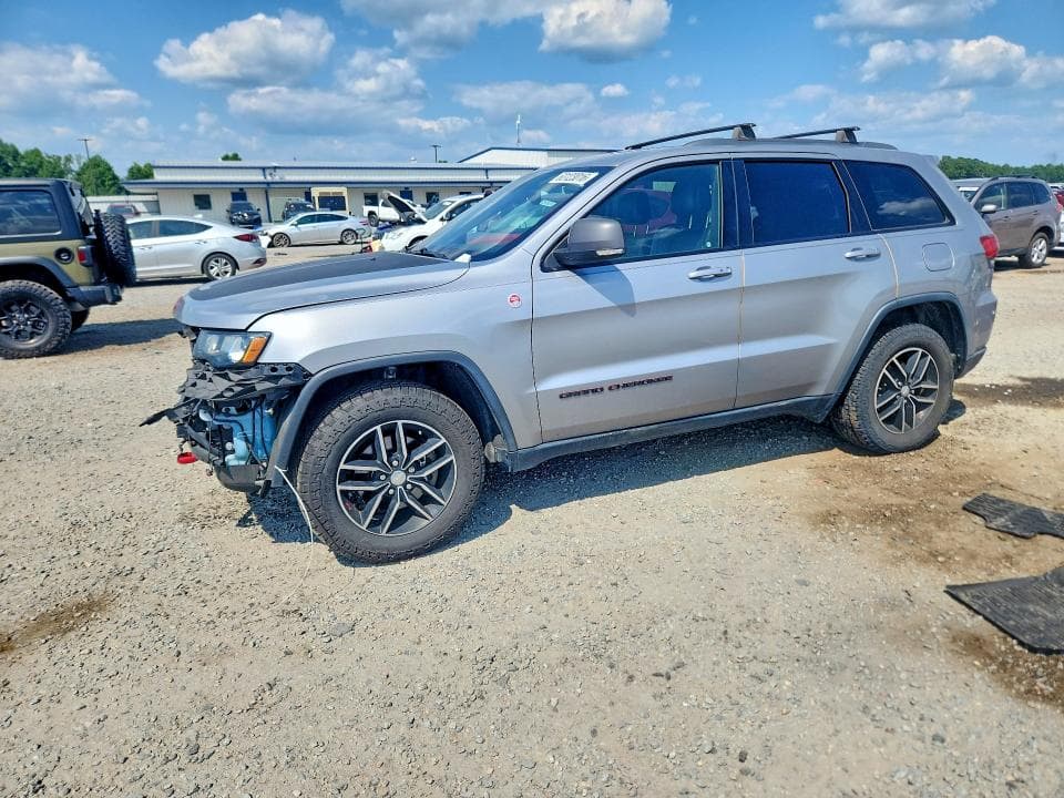 2017 JEEP GRAND CHEROKEE TRAILHAWK - 1