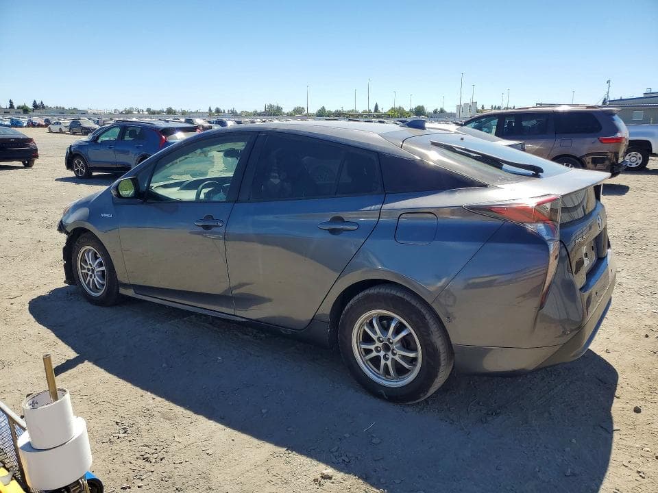 2018 TOYOTA PRIUS THREE 2