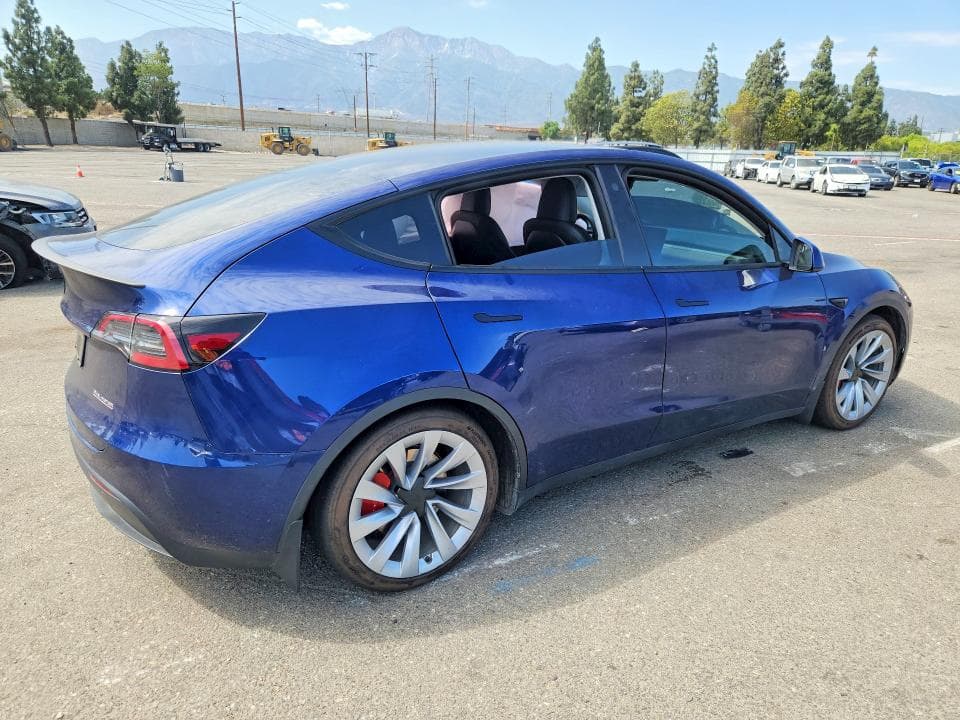 2023 TESLA MODEL Y 3
