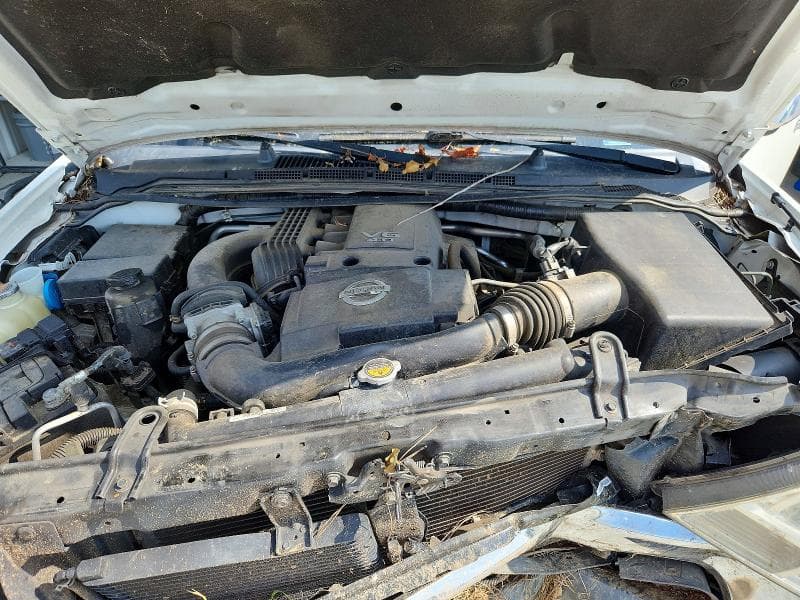 2019 NISSAN FRONTIER SL 11